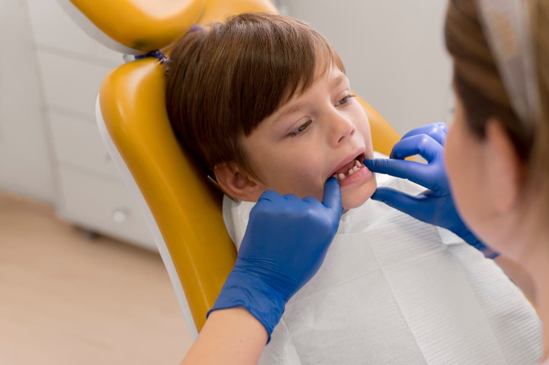 How to Help Kids Overcome Dental Anxiety main image || ''